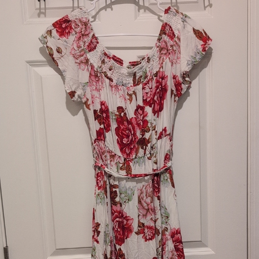 Justify Red and White Floral Midi Dress